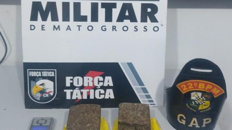 Força Tática conduz mulher à Delegacia suspeita de associação ao tráfico de drogas em Peixoto de Azevedo