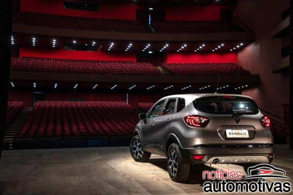 Esperando pelo turbo, Renault Captur agora só tem uma versão