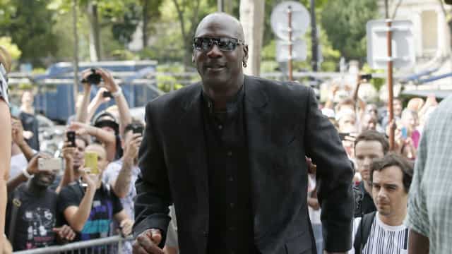 Michael Jordan perde quase R$ 3 bilhões em um ano da pandemia da Covid-19