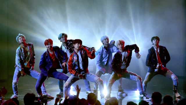 Grupo de K-pop BTS é maior artista global de 2020, segundo ranking da IFPI