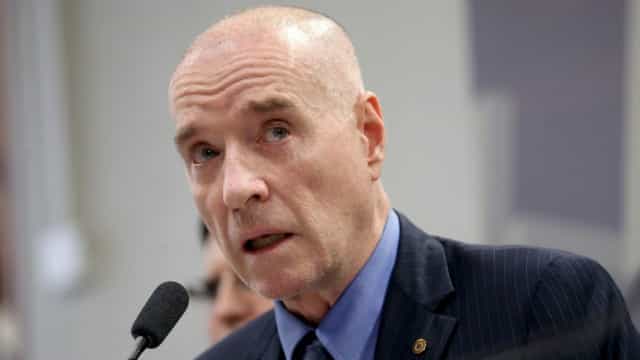 CVM multa Eike Batista em R$ 150 mil por conflito de interesse