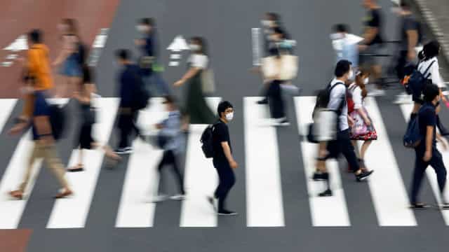 Na pior fase da pandemia, SP tem congestionamento de corredores em ciclovia e aglomeração em praças