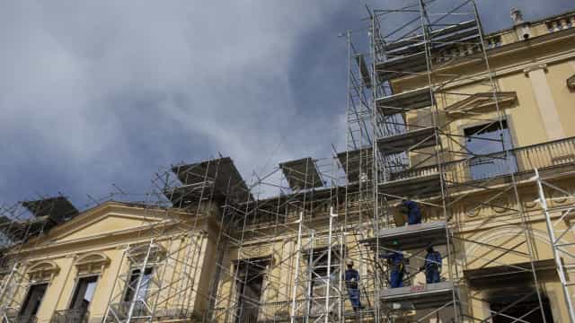 Governo quer transformar Museu Nacional em Palácio Imperial e deixar acervo fora