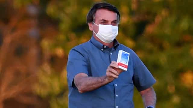 Saúde desviou 2 milhões de comprimidos de cloroquina para Covid