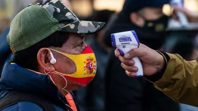 Eleição antecipada em Madri vira embate nacional entre esquerda e direita