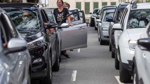 SP susta vacinação em drive-thrus após imunizar mais de 90% dos 77 anos ou maisNotícias ao Minuto Brasil – Brasil