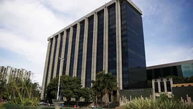 Prefeitura do Rio entra com recurso contra liminar permitindo bar aberto até 20hNotícias ao Minuto Brasil – Brasil