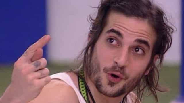 Fiuk descobre que usava sabonete dos colegas há mais de 60 dias