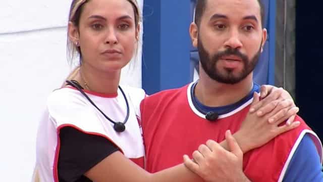 Equipes de Gilberto e Sarah recorrem à Justiça para combater ataques