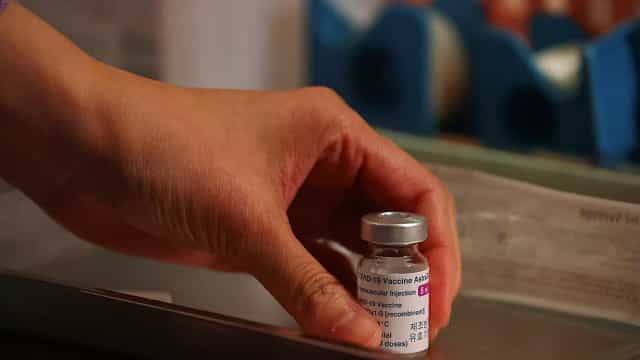 Europeus perdem confiança na vacina da AstraZeneca