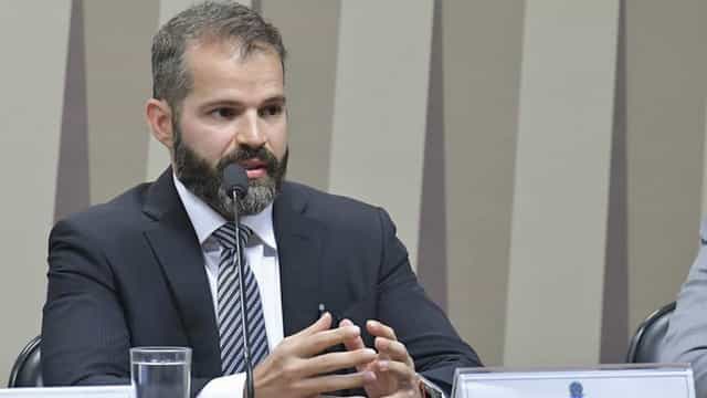 Governo exonera diretor da Agência Nacional de Mineração ‘em virtude de renúncia’