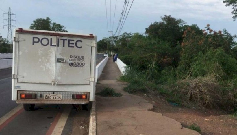 Homem é achado morto amarrado em rio e com 06 tiros nas costas em Matupá