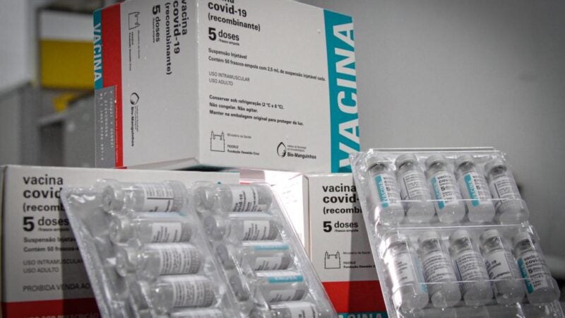Doses das vacinas já estão disponíveis para retirada por Cuiabá e VG; Estado concluiu envio de remessas para o interior