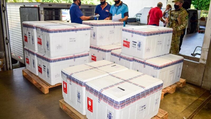 Colegiado define como serão distribuídas 113.250 doses de vacina contra Covid-19