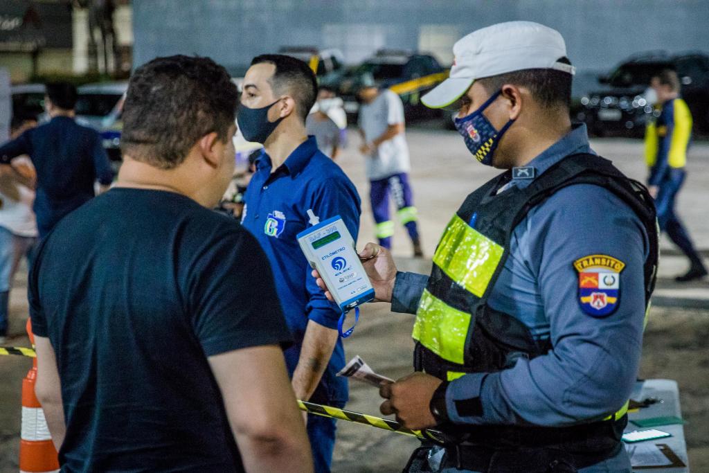 Mais de 7 mil pessoas foram detidas em MT por descumprir normas de biossegurança