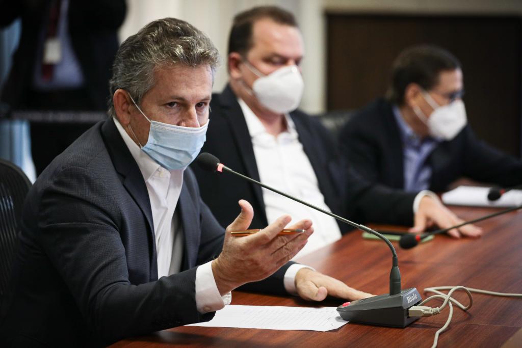 “A isenção do IPVA vai ajudar 547 mil pessoas, especialmente a população que mais precisa”, afirma governador