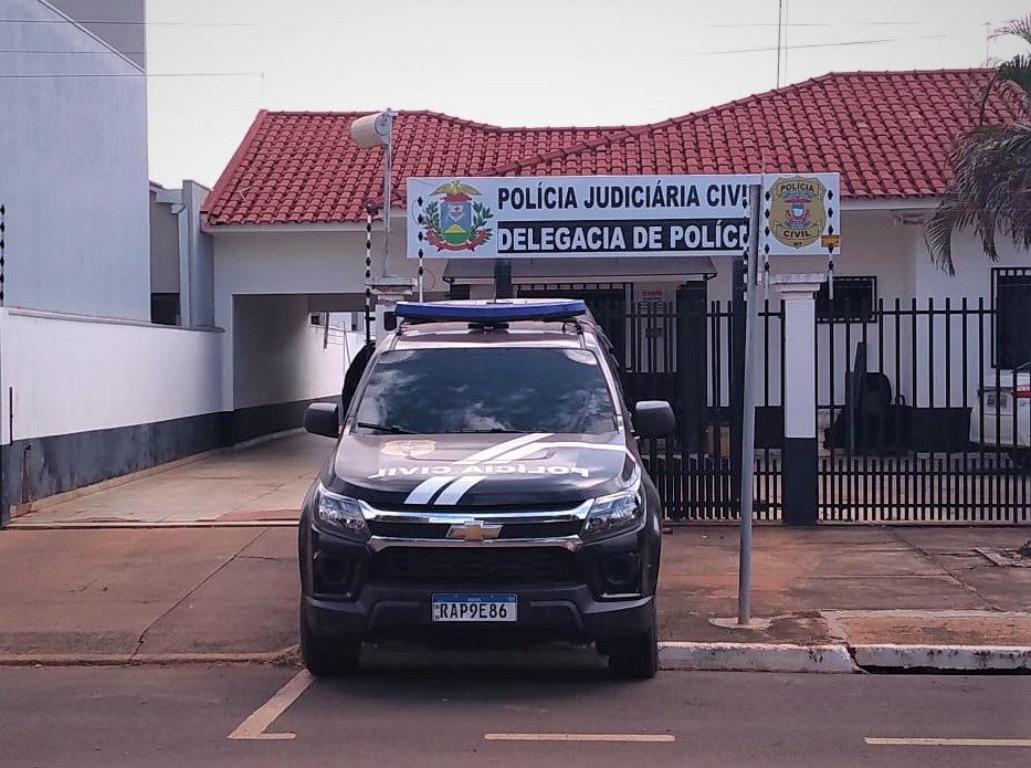 Homem é preso em flagrante por violência doméstica e posse irregular de arma de fogo