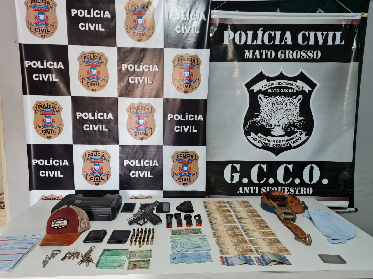 Polícia Civil prende integrante de associação criminosa e recupera carga de soja avaliada em R$ 300 mil