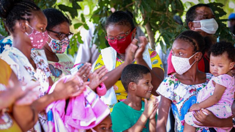 Governo de Mato Grosso entrega cestas básicas para comunidades quilombolas