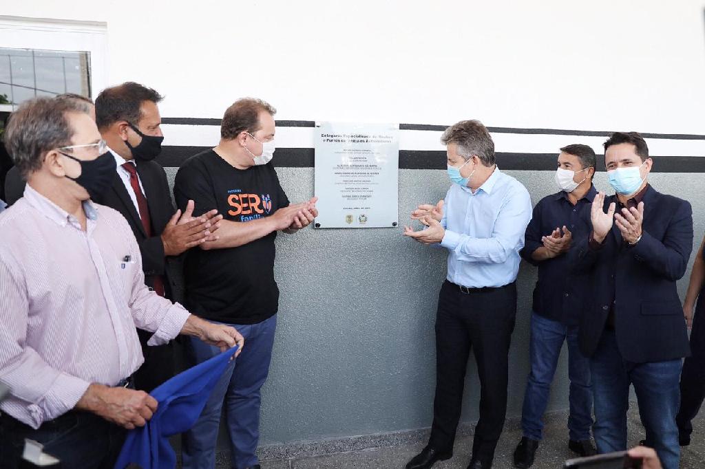 Governador inaugura nova sede da Delegacia de Roubos e Furtos de Veículos; prédio proporcionará melhores condições de trabalho e atendimento