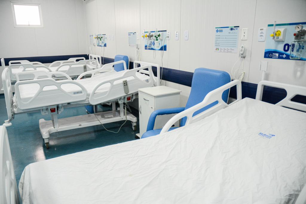 Governo de Mato Grosso supera meta e abre 557 leitos clínicos