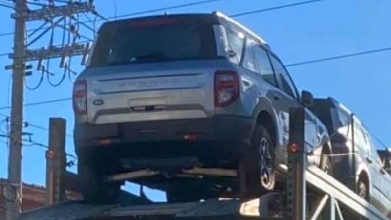 Flagra: Ford Bronco Sport continua chegando, lançamento em maio