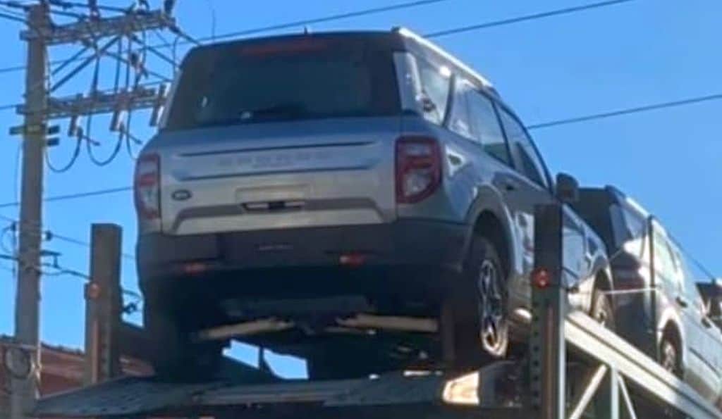 Flagra: Ford Bronco Sport continua chegando, lançamento em maio