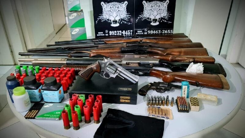 Polícia Civil recupera mais de seis mil litros de defensivos roubados de fazenda em Sapezal