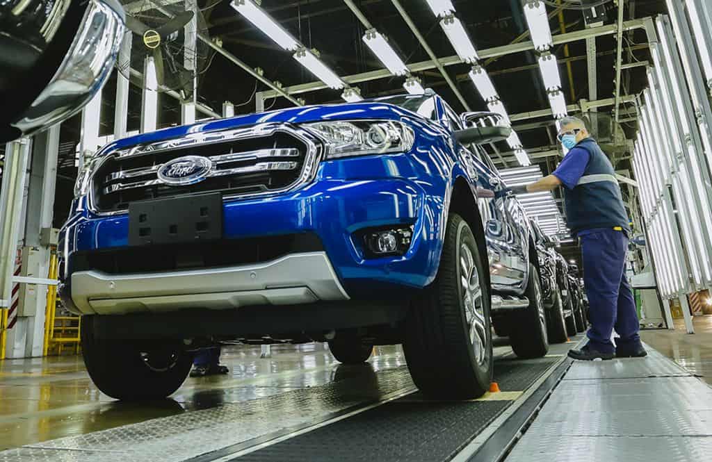 Enquanto fecha aqui, Ford contrata mais para Ranger na Argentina