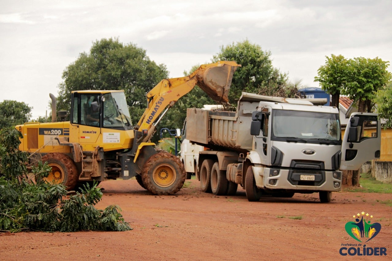 Prefeitura de Colíder realiza mutirão de limpeza e diversas ações de melhoria no Marco de Cimento