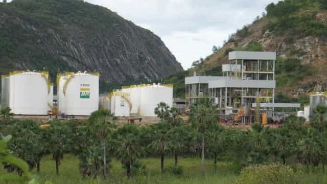 Governo reduz mistura de biodiesel após preço do combustível disparar