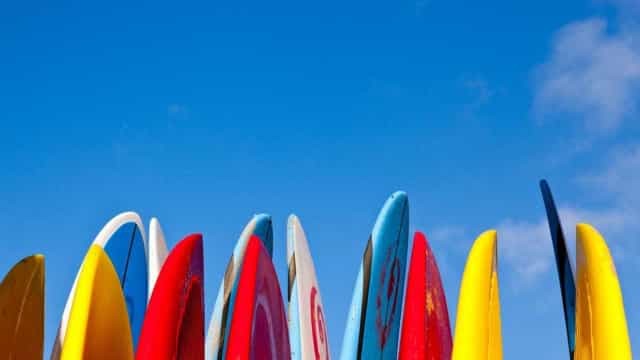 Falta de ondas adia etapa australiana do Circuito Mundial de Surfe