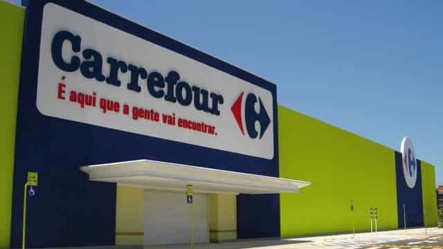 Procon-SP notifica Carrefour por problemas ocorridos em promoção de site
