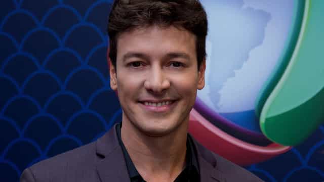 Rodrigo Faro diz que Canta Comigo terá vozes incríveis e histórias fortes