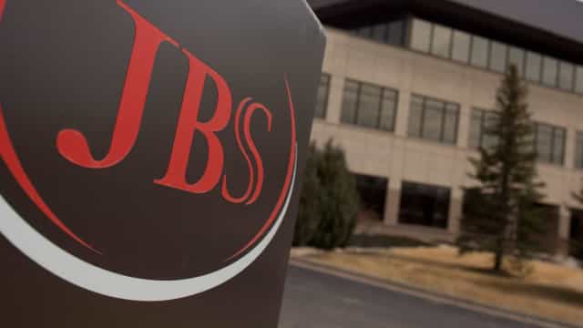 JBS anuncia abertura de 3.500 vagas de trabalho em 13 Estados e no DF