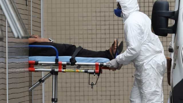 Homem morre de Covid entre duas cidades de SP, e registro gera confusão