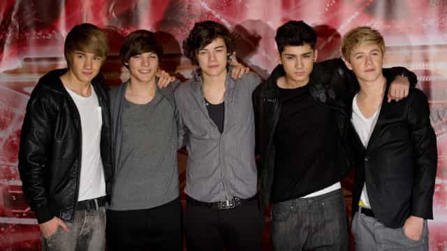 Simon Cowell, do X Factor, é acusado de escravizar artistas no reality