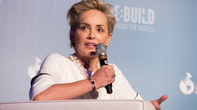 Sharon Stone admite ter feito aborto na adolescência
