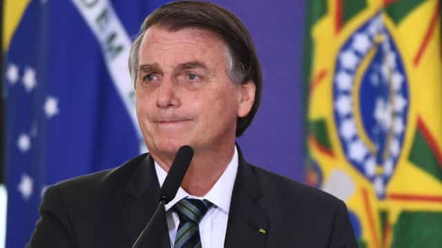 Desigualdade social e Bolsonaro agravaram pandemia no Brasil, mostram estudos