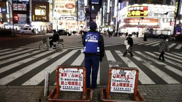A 3 meses dos Jogos Olímpicos, Japão declara novo estado de emergência em Tóquio