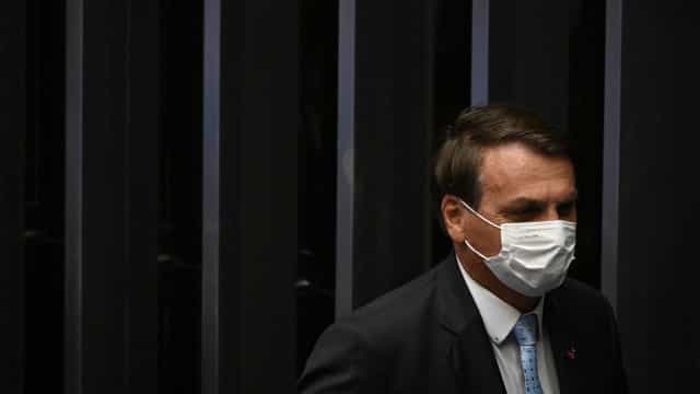 Bolsonaro segue acordo com Congresso e sanciona Orçamento com vetos