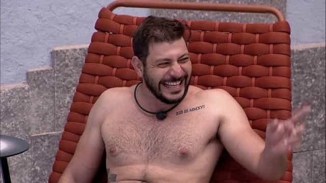 Caio decide em quem vai votar e ensaia discurso de indicação ao Paredão do "BBB21"