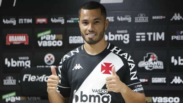 Léo Jabá e Morato são relacionados e podem estrear no Vasco diante do Tombense