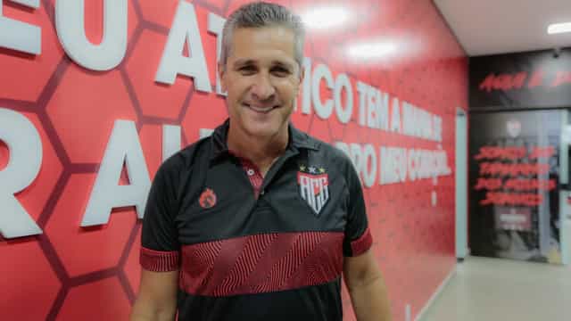 Atlético-GO anuncia contratação do técnico Jorginho