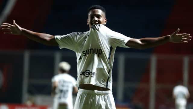 Santos vence na Argentina e fica perto da fase de grupos da Libertadores