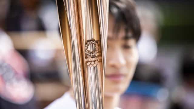 Osaka proíbe passagem nas ruas da tocha olímpica devido à situação sanitária