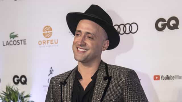 Tatá Werneck e Preta Gil rezam na madrugada pela recuperação de Paulo Gustavo