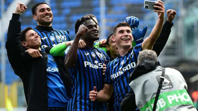 Atalanta derrota a Juventus com gol no final e ultrapassa o rival no Italiano