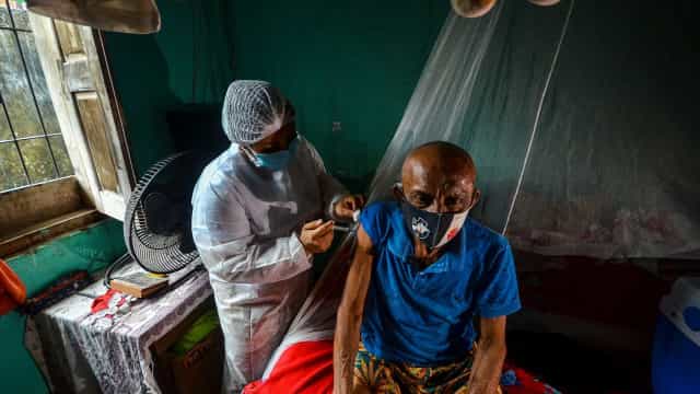 Vacinados contra a covid-19 chegam a 29 milhões, 13,7% da população brasileira