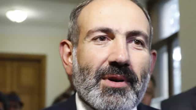 Premiê da Armênia renuncia em crise com militares após guerra contra o Azerbaijão